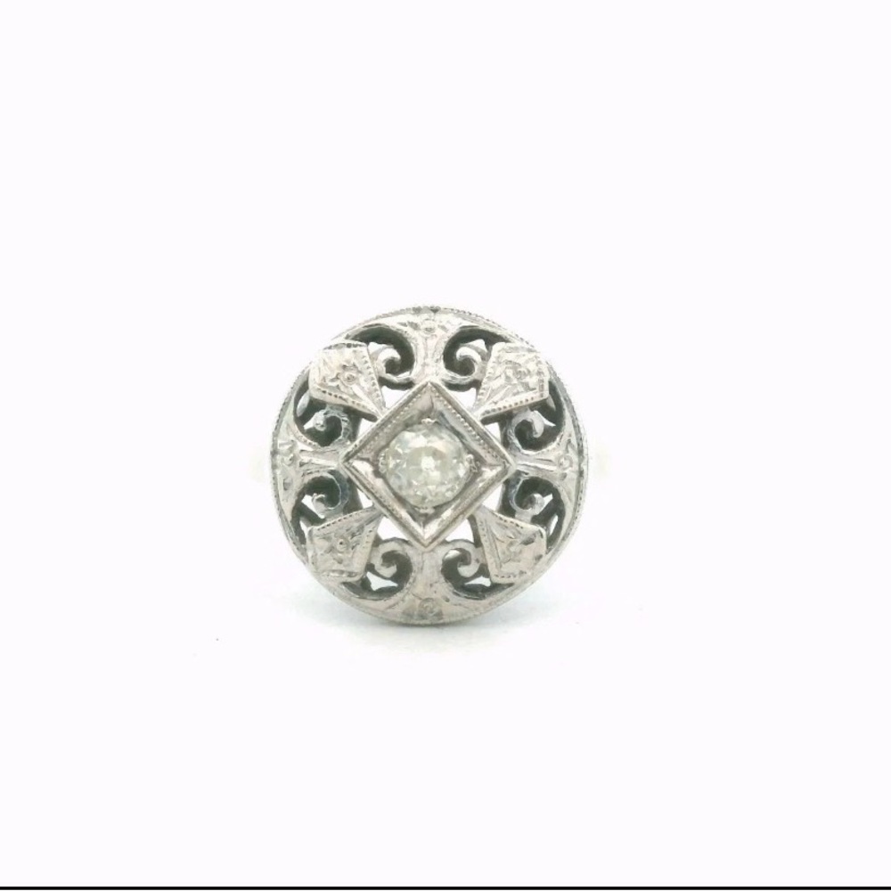 Vintage 14K White Gold Diamond Carved Circle Milgrain Ring
